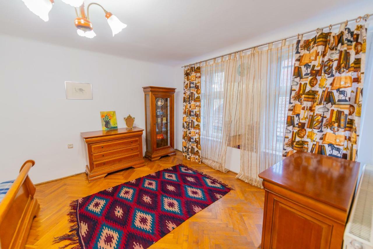 Pine House Apartman Brassó Kültér fotó