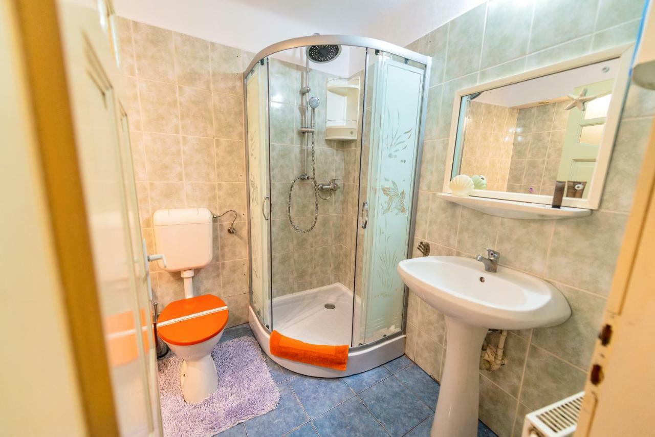 Pine House Apartman Brassó Kültér fotó